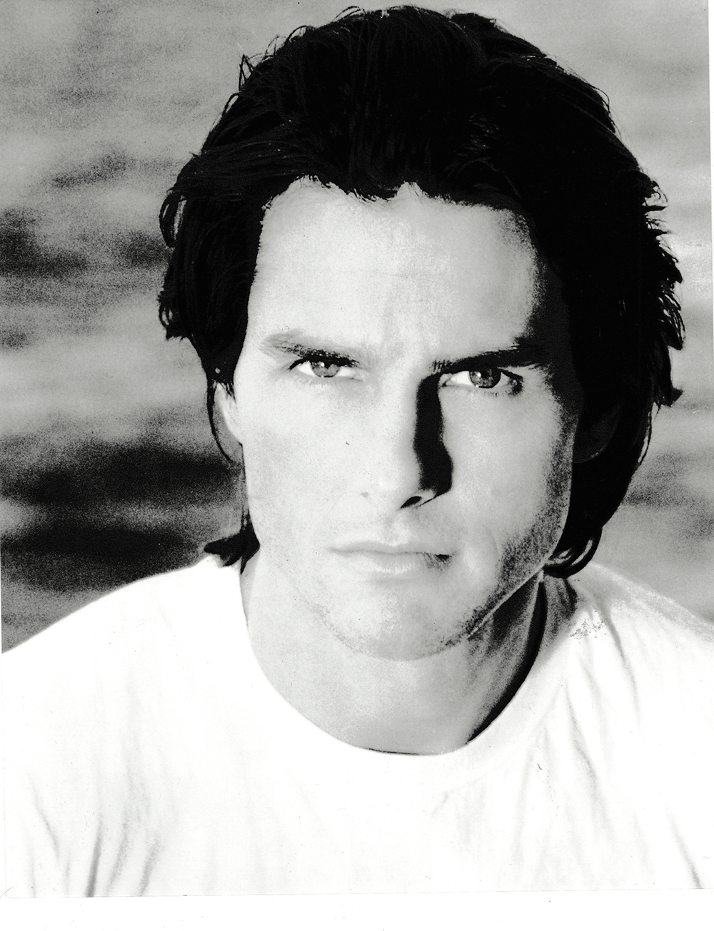 Tom Cruise headshot glossy 8 x 10 – rare and collectible book from Deb’s Rare Books