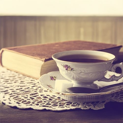 Deb's Tea Room - Debs Book Paradise