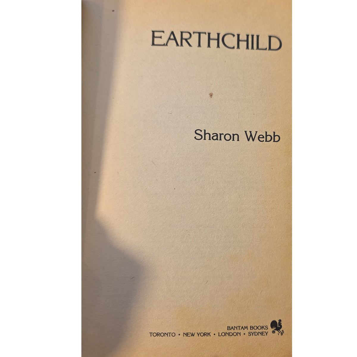 Earthchild by Sharon Webb (Vintage 1983 Bantam Books First Printing) – Cover Art by John Rush