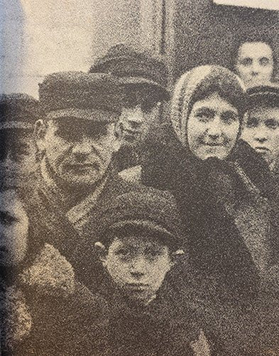 Lódz Ghetto: Inside a Community Under Siege – rare, vintage, or collectible item from Deb’s Book Paradise